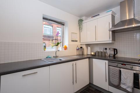 2 bedroom flat for sale, Canalside, Radcliffe M26