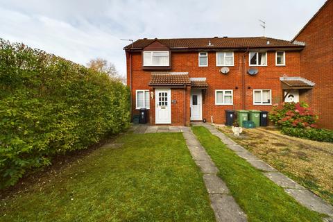 2 bedroom end of terrace house for sale, The Willows, Yate, Bristol, BS37