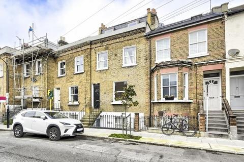 1 bedroom flat for sale, Gayford Road, London, W12