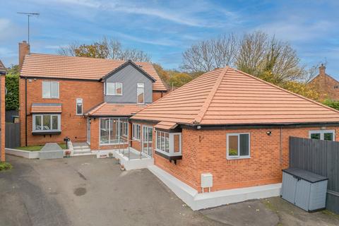 6 bedroom detached house for sale, Brookfield Close, Redditch B97