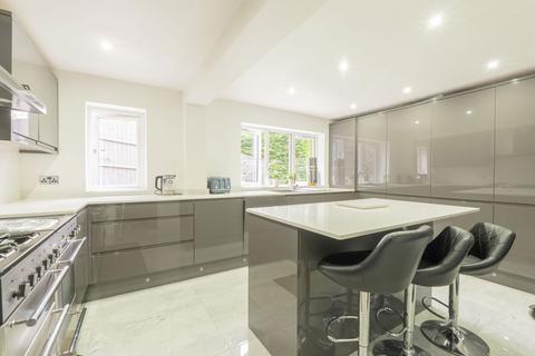 10 Brookfield Close, Hunt End, Redditch, B97 5LL
