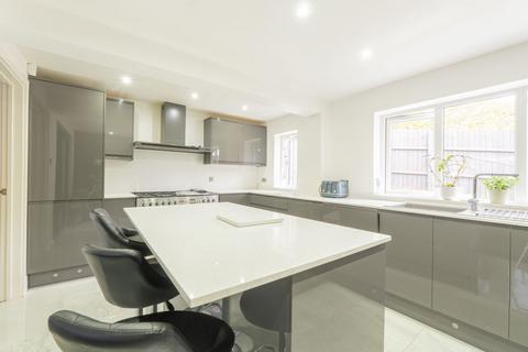 10 Brookfield Close, Hunt End, Redditch, B97 5LL