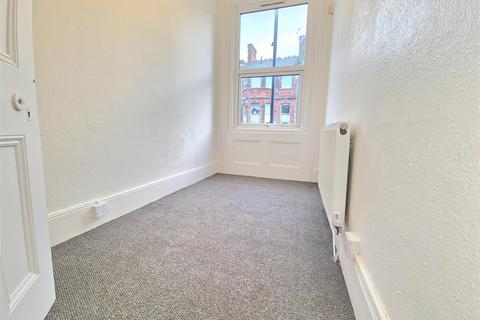 2 bedroom flat to rent, Northdown Road, Cliftonville, Margate