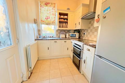 2 bedroom terraced house for sale, Earl Street, Edgeley