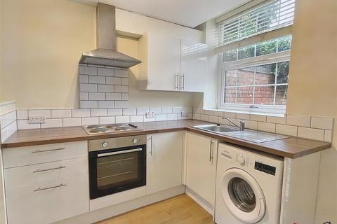 2 bedroom flat to rent, Wood Street*, Ilkeston DE7