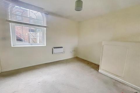 2 bedroom flat to rent, Wood Street*, Ilkeston DE7