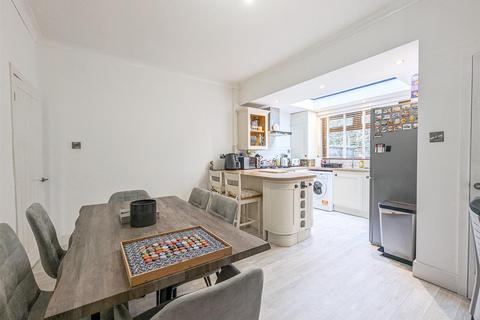 51 Lightburne Avenue, Leigh, WN7 3JG