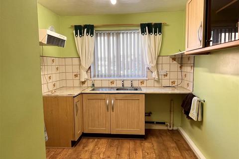 2 bedroom semi-detached bungalow for sale, The Malt Kilns, Goole