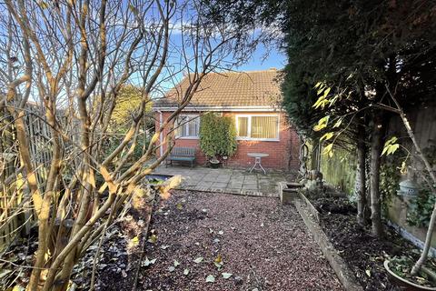 2 bedroom semi-detached bungalow for sale, The Malt Kilns, Goole