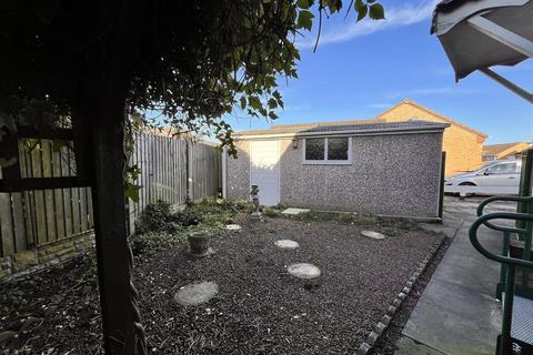 2 bedroom semi-detached bungalow for sale, The Malt Kilns, Goole