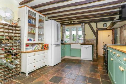 5 bedroom property for sale, High Street, Brookland, Romney Marsh, Kent, TN29 9QR