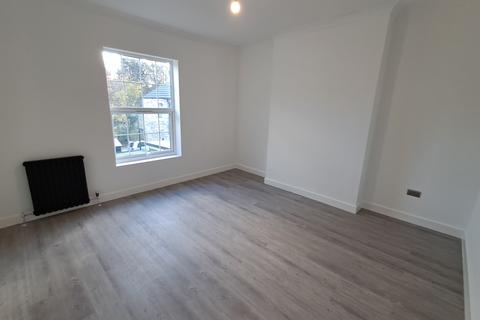 1 bedroom apartment to rent, Aldenham Road, Bushey, Hertfordshire, WD23 2NB