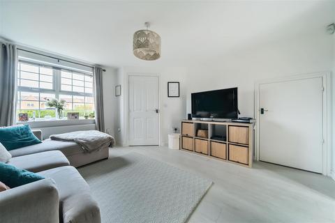 3 bedroom end of terrace house for sale, Richborough Close, Margate