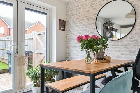 3 bedroom end of terrace house for sale, Richborough Close, Margate