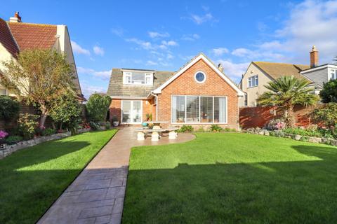 3 bedroom detached house for sale, Seafront, Hayling Island