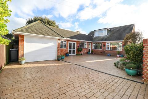 3 bedroom detached house for sale, Seafront, Hayling Island