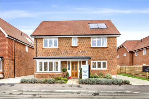 3 bedroom detached house for sale, Manorwood, West Horsley, Leatherhead, Surrey, KT24