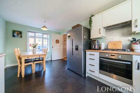 8 Forest Grove, Swaffham, PE37 8GQ