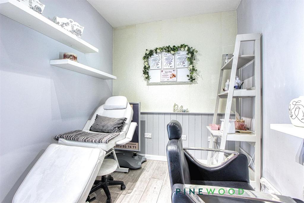 Beauty room