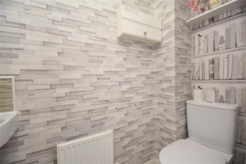 4 bedroom semi-detached house for sale, Fergusson Walk, Morley, Leeds, West Yorkshire