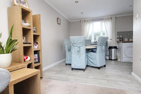 3 Gillison Close, Letchworth Garden City, SG6 1QL