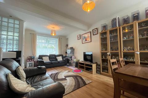 3 bedroom terraced house for sale, Main Road, Abercynon, Mountain Ash, CF45