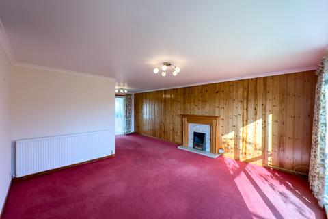 3 bedroom bungalow for sale, Provost Park, Auchtermuchty KY14