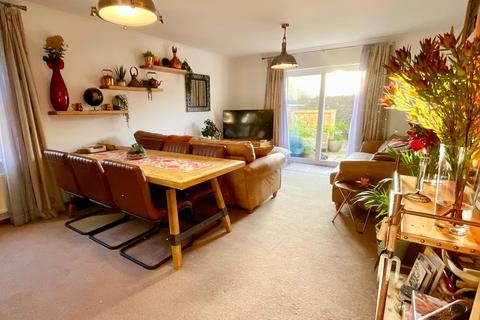 1 bedroom flat for sale, Maryport Street, Usk NP15