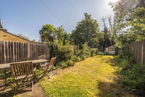 3 bedroom terraced house for sale, Malyons Road, London SE13