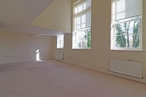 2 bedroom flat for sale, Old School Close, Redhill