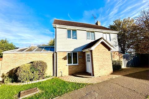 4 bedroom detached house for sale, Brent Avenue, South Woodham Ferrers, South Woodham Ferrers,