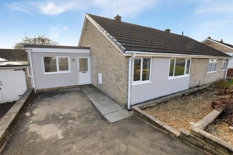 2 bedroom semi-detached bungalow for sale, Aske Avenue, Richmond