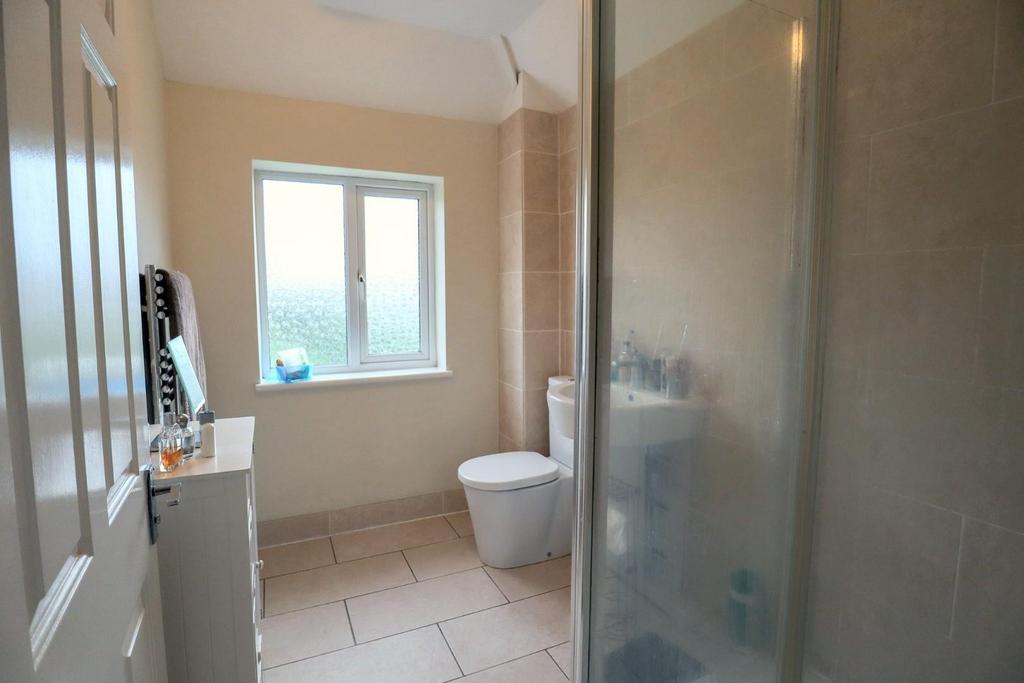 Ensuite.jpg