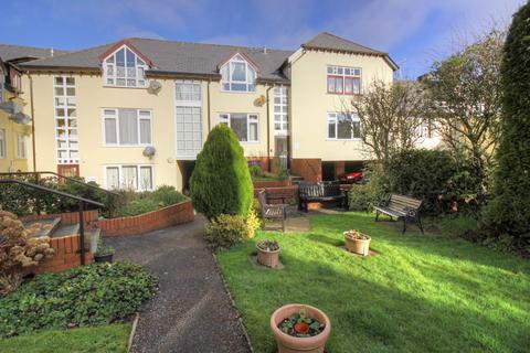 2 bedroom ground floor flat to rent, The Chantry, East Street, Okehampton, Devon