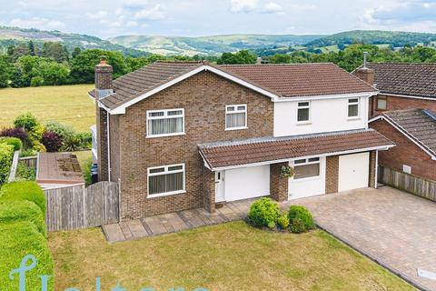 4 bedroom detached house for sale, Parc Yr Irfon, Builth Wells