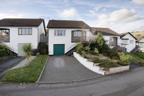 2 bedroom detached bungalow for sale, Haytor Close, Teignmouth, TQ14