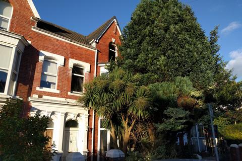 6 bedroom house to rent, Mirador Crescent, Uplands, Swansea