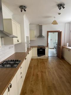 6 bedroom house to rent, Mirador Crescent, Uplands, Swansea