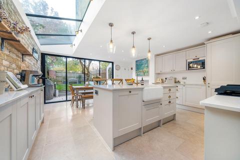 4 bedroom house for sale, Fairmount Road, SW2