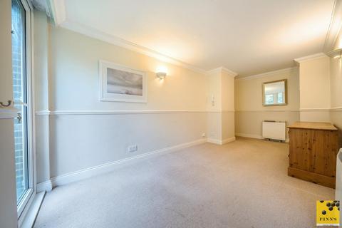 2 bedroom flat for sale, Sandwich Road, Dover CT15