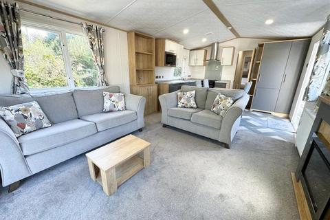 2 bedroom static caravan for sale, Solent Breezes Holiday Park