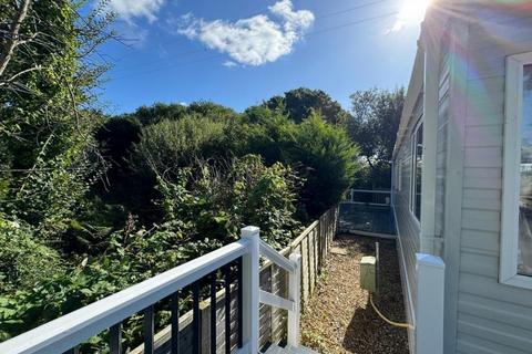 2 bedroom static caravan for sale, Solent Breezes Holiday Park