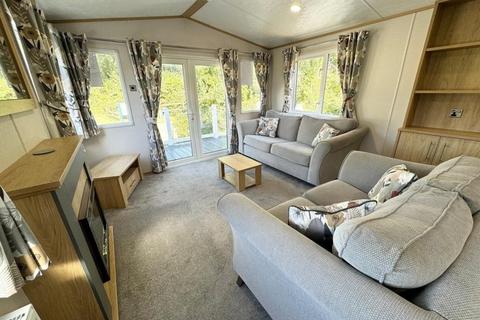 2 bedroom static caravan for sale, Solent Breezes Holiday Park