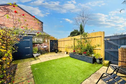 3 bedroom terraced house for sale, Eaton Road, Bowdon, Altrincham