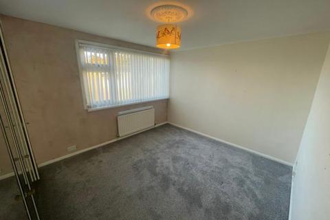 3 bedroom house to rent, Headingley Close, Darlington DL1