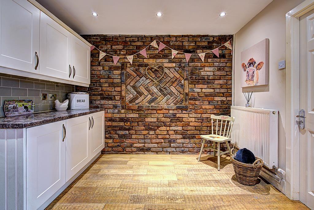 616 chorley rd blackrod bl5 3nu-15.jpg