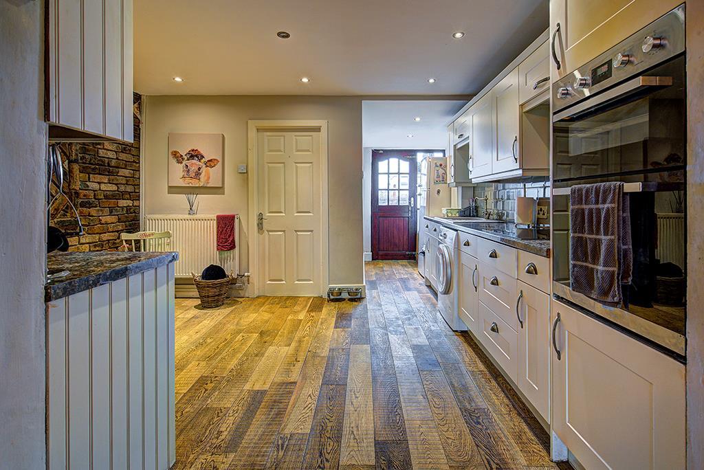 616 chorley rd blackrod bl5 3nu-13.jpg