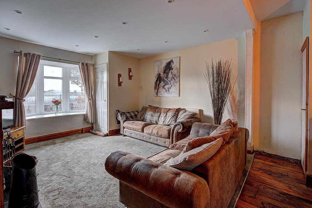 616 chorley rd blackrod bl5 3nu-11.jpg