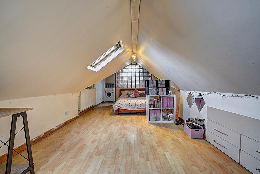 616 chorley rd blackrod bl5 3nu-49.jpg