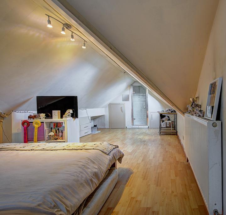 616 chorley loft room.JPG